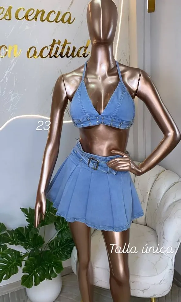 Conjunto jean halter, en maniquí